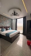 Hotel Raas Inn
