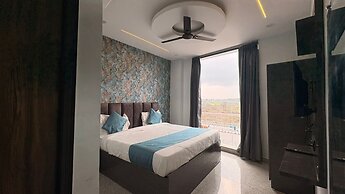 Hotel Raas Inn