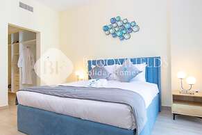Bloomfields Grandeur 3Br Maid Water