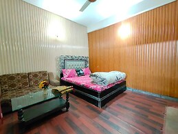 ALZAHIR Hotel & GUESTHOUSE