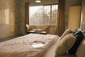 SHREE LODGING & BOARDING