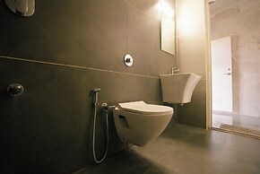 SHREE LODGING & BOARDING