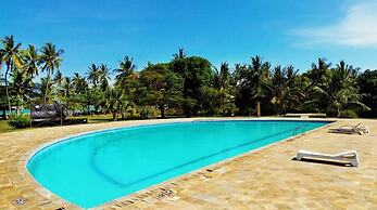 Golden Sun Beach Apartments