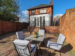 Middleton Park House
