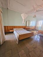 Tsavo Inn Mtito Andei