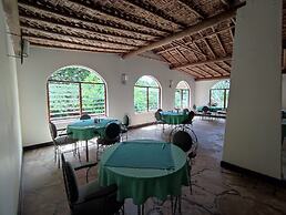 Tsavo Inn Mtito Andei