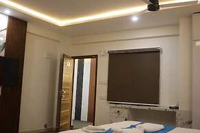 Niharika Heights Luxury Hotel