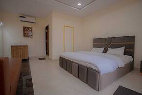 Vedaanvi & palace & Resort