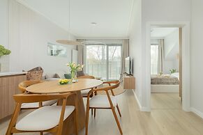 Comfortable Apartment, Right on the Beach