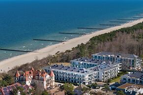 Comfortable Apartment, Right on the Beach