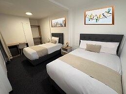 HOTEL ALTARA SELECT