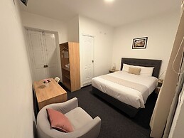 HOTEL ALTARA SELECT