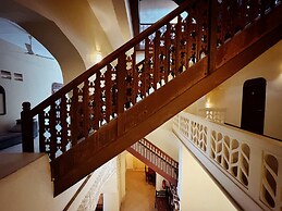 Stonetown Tides Hotel