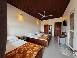 Stonetown Tides Hotel
