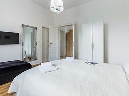 Pula Garden Apartments With Shared Pool