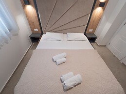 Apartments Mary