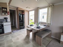 Maple Court 15