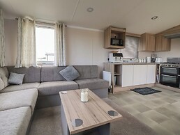Maple Court 15