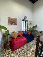 Riad borj blue