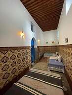 Riad borj blue