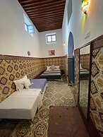 Riad borj blue