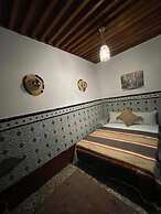 Riad borj blue