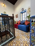 Riad borj blue