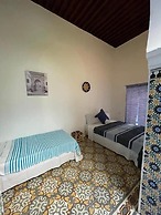 Riad borj blue