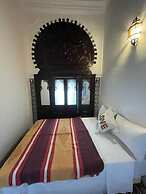 Riad borj blue