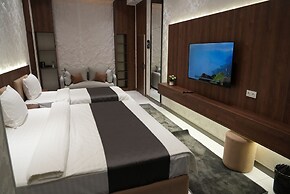 NINETY boutique hotel