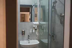 NINETY boutique hotel