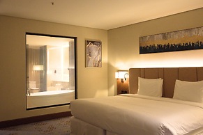 Midpoint Hotel