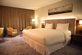 Midpoint Hotel