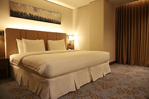 Midpoint Hotel