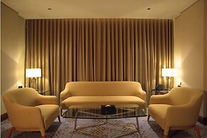 Midpoint Hotel