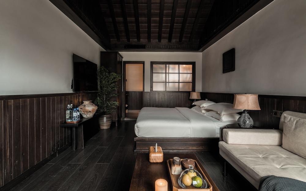 Floral Lux Hotel Qinghe Hotel