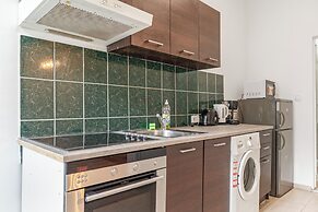 Modern 1 Bedroom Long Stay Apartment