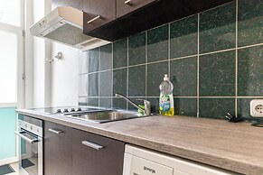 Modern 1 Bedroom Long Stay Apartment