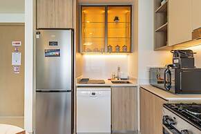 Superhost 1BR Near Dubai Hills Mall