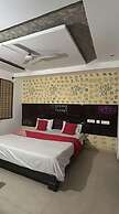 Hotel Modern Palace