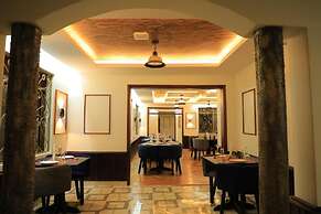Precious villas hotel