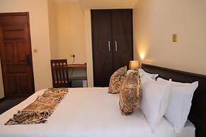 Precious villas hotel