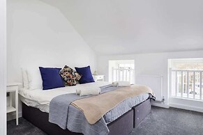 Modern 2bed Apartment-ground Floor-free Parking