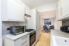 2bed House in Torry - Free Parking