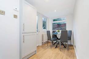 2bed House in Torry - Free Parking