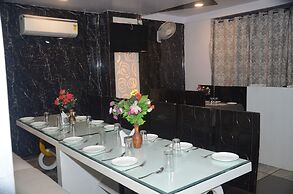 HOTEL  RAJ PALACE SHIVPURI