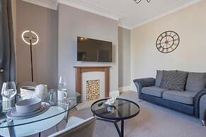 Holburn Lodge by Duthie Park Work Ready Fast Wi-fi
