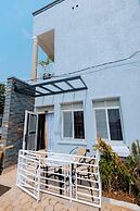 One Click Cozy Suites
