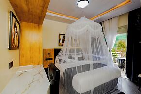 One Click Cozy Suites