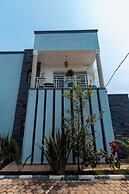 One Click Cozy Suites